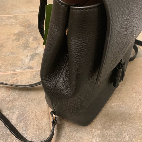 KATE SPADE MEDIUM BACKPACK HAYES BLACK / WARM - Picture 4 of 8